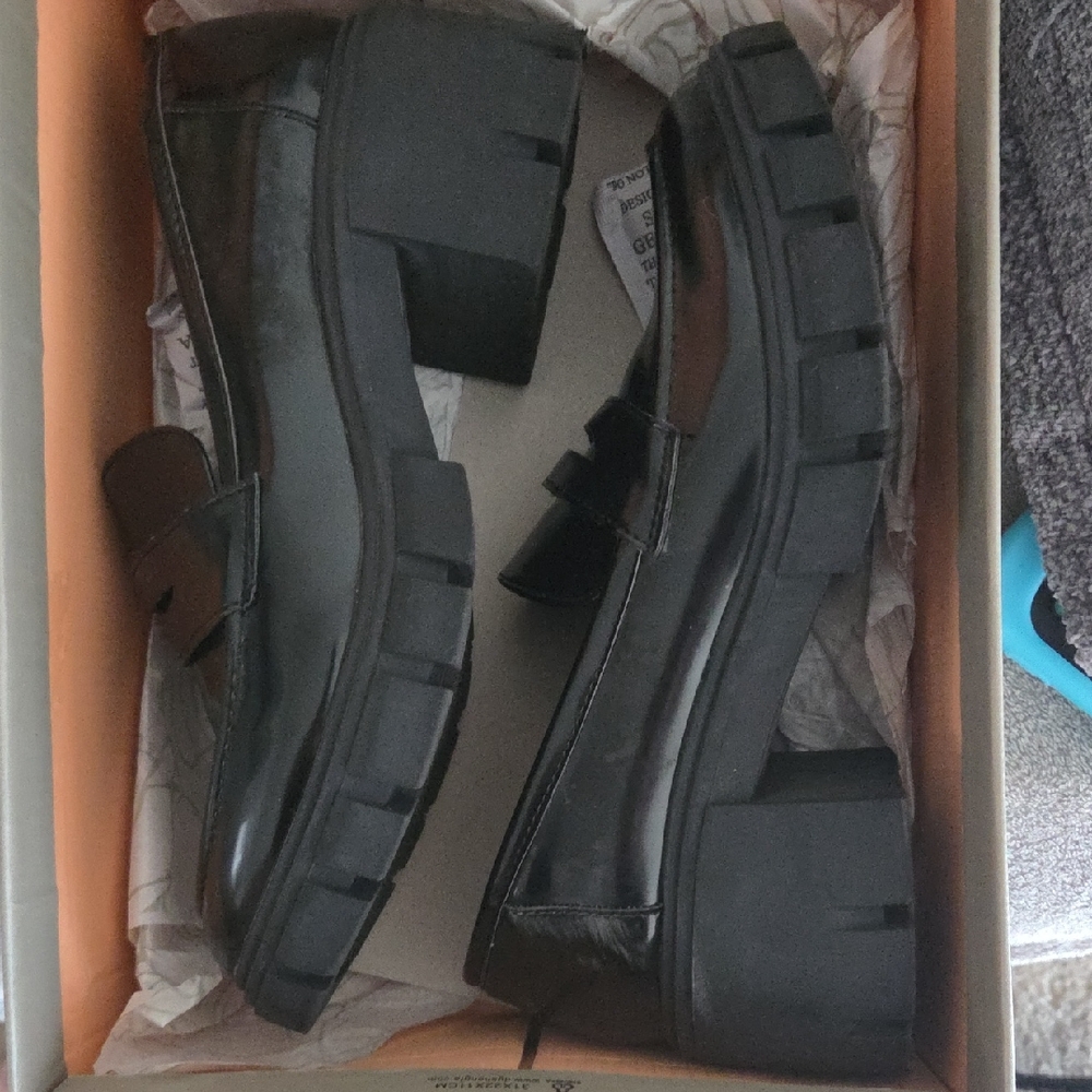 Crown Vintage Black Chunky Loafers